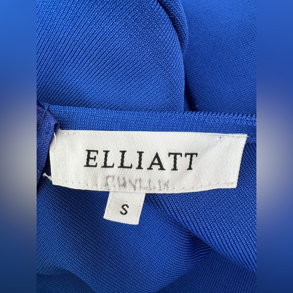 Elliatt Rhiannon Midi One Shoulder Bow Dress in Cobalt Blue size Small $230 - Picture 11 of 13